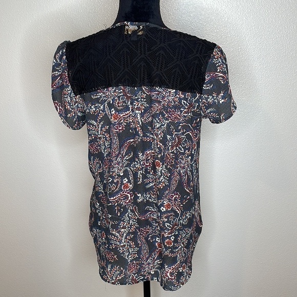 Twine and String lace Printed Top Size Medium - Picture 5 of 5